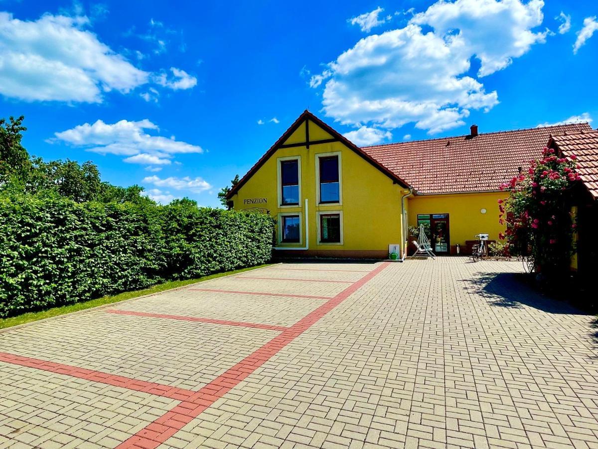 Penzion Sarton Lukov  Exterior photo